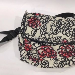 Coach Poppy Daisy Graffiti Messenger Style Shoulder or Crossbody Bag F16915
